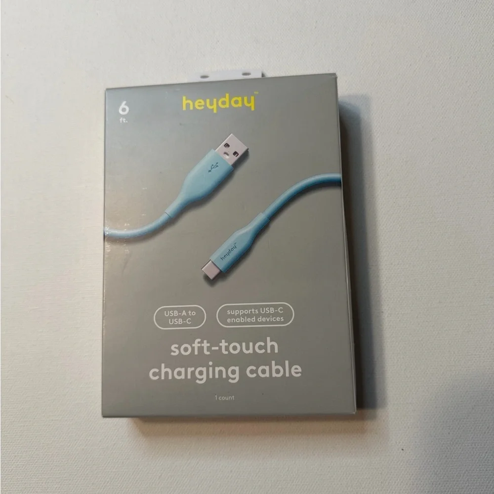 NIB Heyday Light Blue USB-A 6ft Cable (D5)
